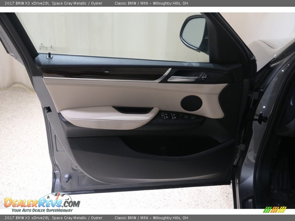 2017 BMW X3 xDrive28i Space Gray Metallic / Oyster Photo #5