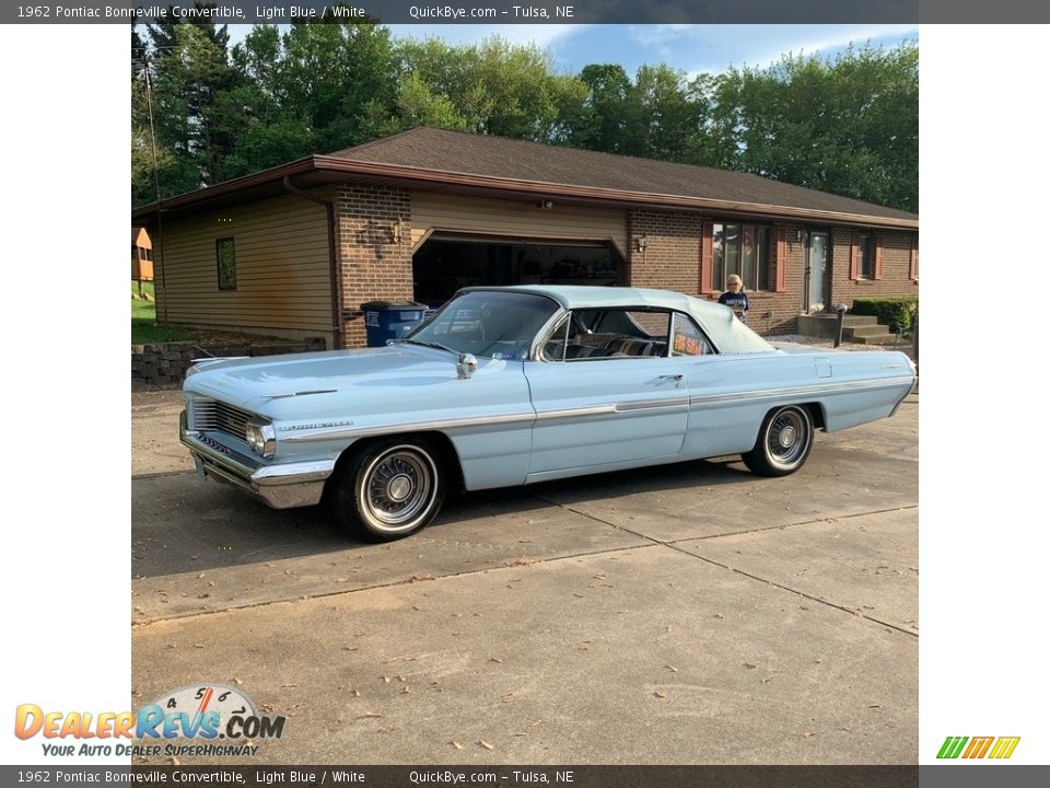 Light Blue 1962 Pontiac Bonneville Convertible Photo #2