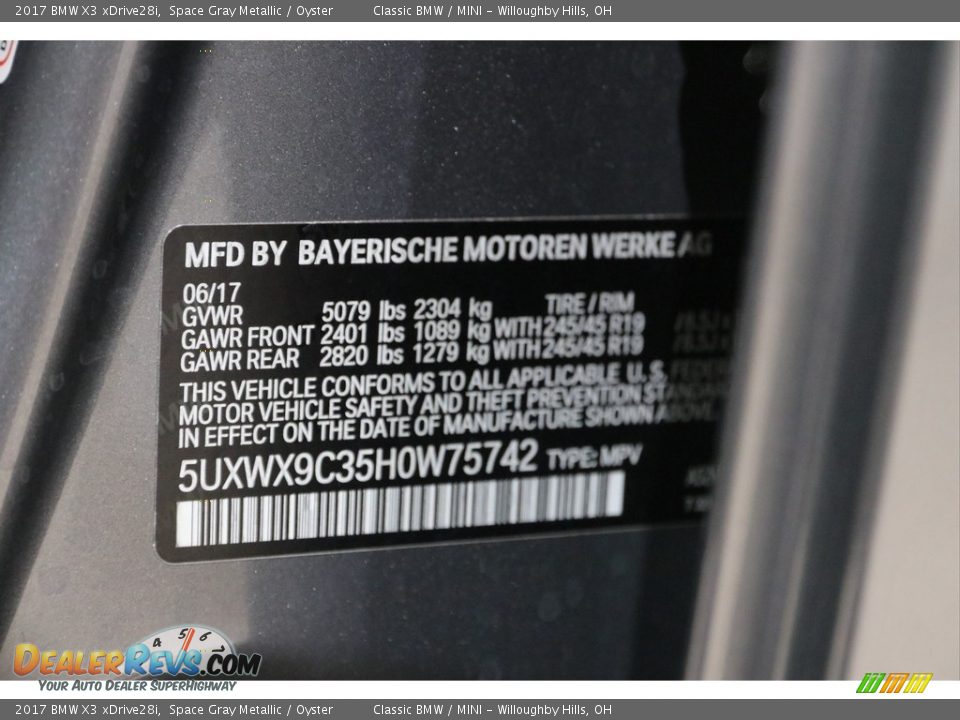 2017 BMW X3 xDrive28i Space Gray Metallic / Oyster Photo #20