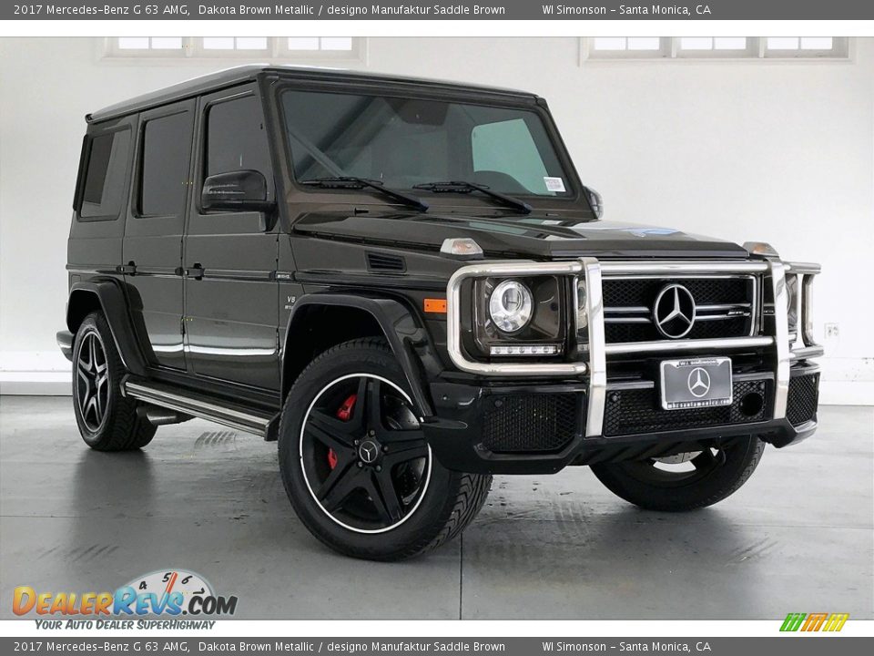 Front 3/4 View of 2017 Mercedes-Benz G 63 AMG Photo #34