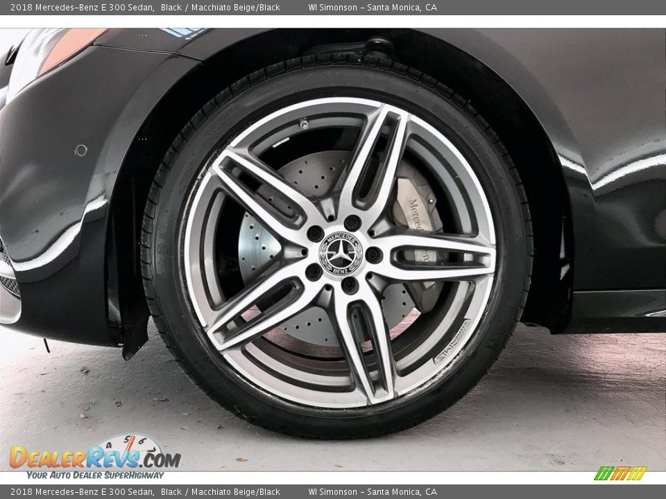 2018 Mercedes-Benz E 300 Sedan Black / Macchiato Beige/Black Photo #8