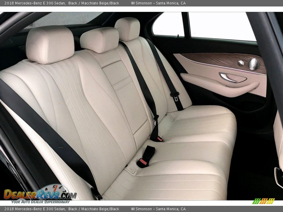 2018 Mercedes-Benz E 300 Sedan Black / Macchiato Beige/Black Photo #13