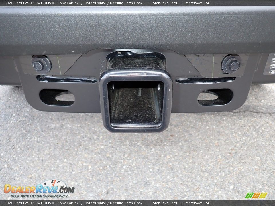 2020 Ford F250 Super Duty XL Crew Cab 4x4 Oxford White / Medium Earth Gray Photo #5