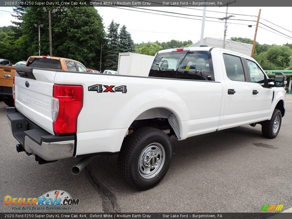 2020 Ford F250 Super Duty XL Crew Cab 4x4 Oxford White / Medium Earth Gray Photo #6