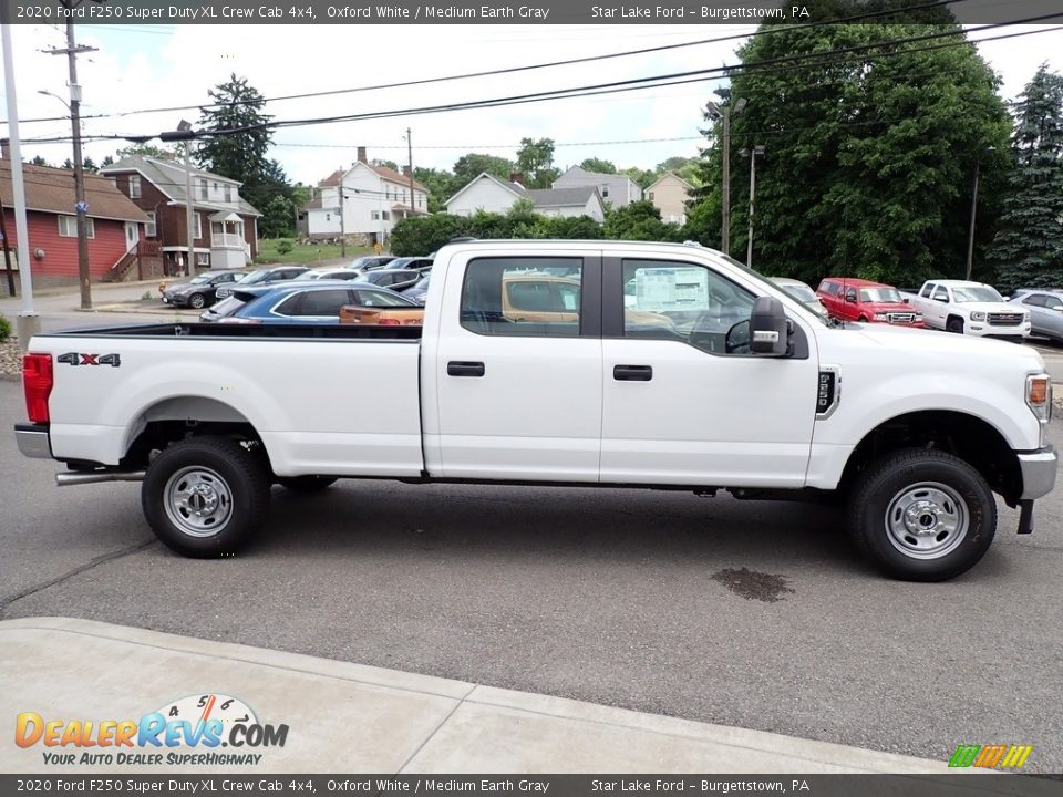 2020 Ford F250 Super Duty XL Crew Cab 4x4 Oxford White / Medium Earth Gray Photo #7