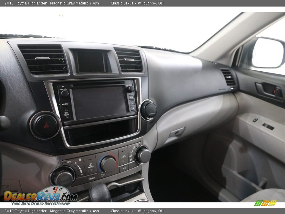 2013 Toyota Highlander Magnetic Gray Metallic / Ash Photo #9