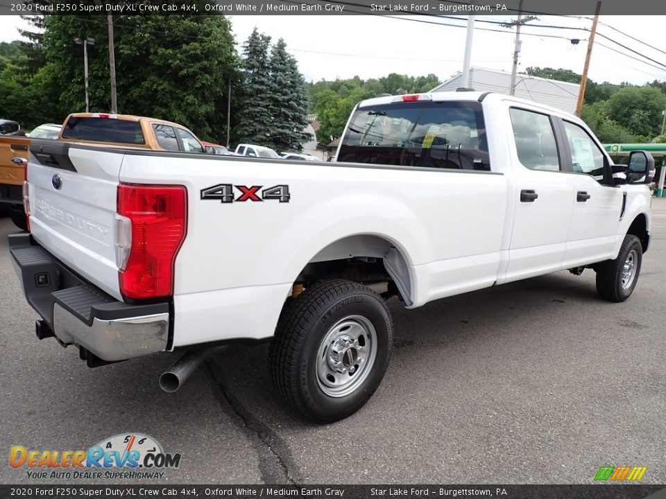 2020 Ford F250 Super Duty XL Crew Cab 4x4 Oxford White / Medium Earth Gray Photo #6