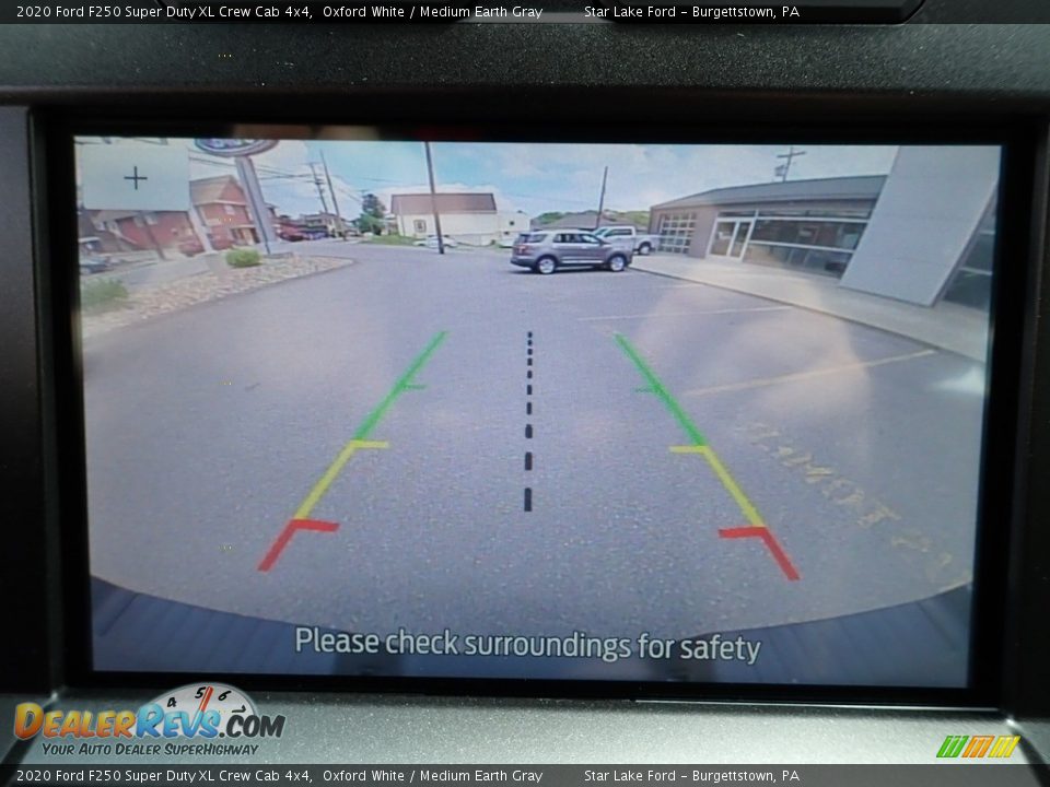 2020 Ford F250 Super Duty XL Crew Cab 4x4 Oxford White / Medium Earth Gray Photo #19
