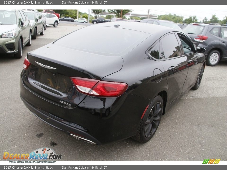 2015 Chrysler 200 S Black / Black Photo #5