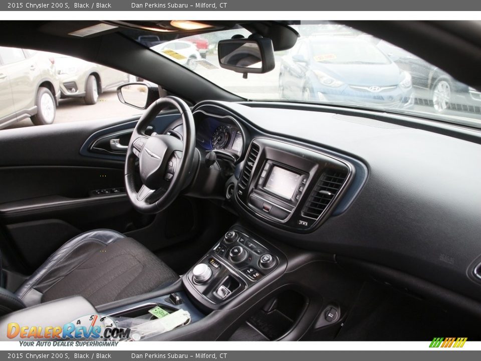 2015 Chrysler 200 S Black / Black Photo #15