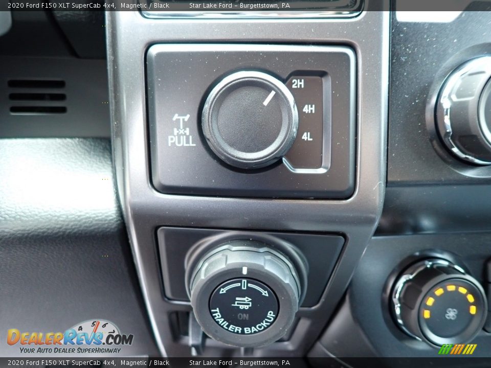 2020 Ford F150 XLT SuperCab 4x4 Magnetic / Black Photo #20