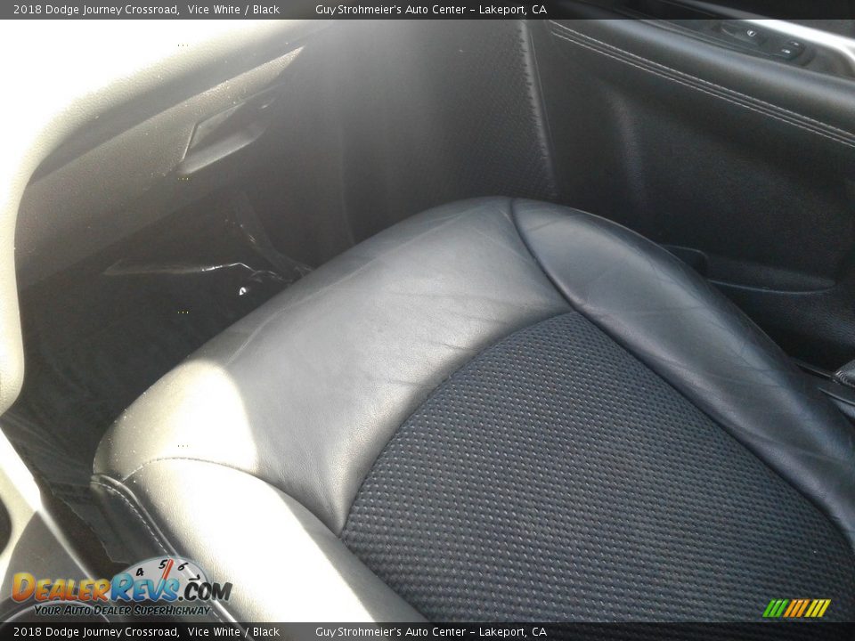 2018 Dodge Journey Crossroad Vice White / Black Photo #13