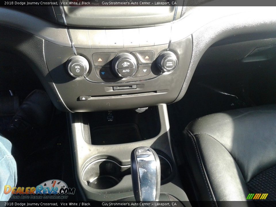 2018 Dodge Journey Crossroad Vice White / Black Photo #14