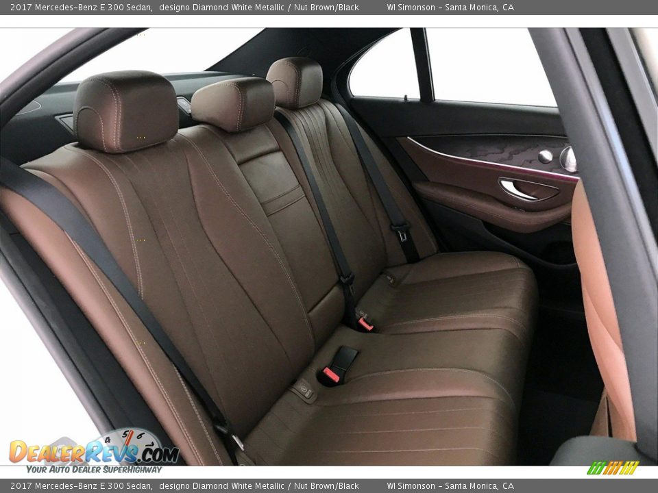 2017 Mercedes-Benz E 300 Sedan designo Diamond White Metallic / Nut Brown/Black Photo #13