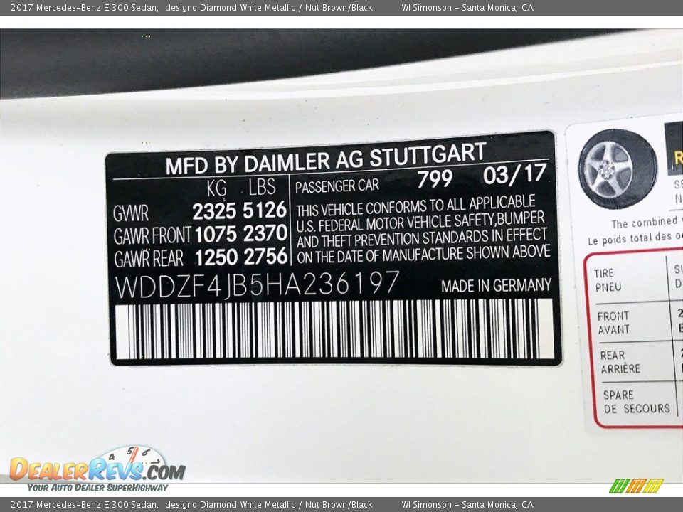 2017 Mercedes-Benz E 300 Sedan designo Diamond White Metallic / Nut Brown/Black Photo #24
