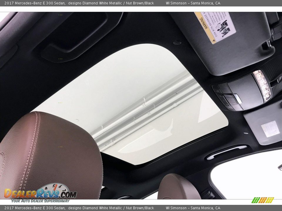 2017 Mercedes-Benz E 300 Sedan designo Diamond White Metallic / Nut Brown/Black Photo #29
