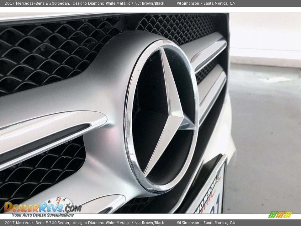 2017 Mercedes-Benz E 300 Sedan designo Diamond White Metallic / Nut Brown/Black Photo #33