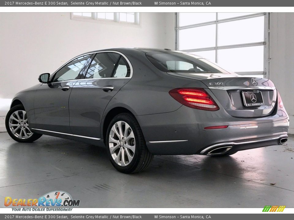 2017 Mercedes-Benz E 300 Sedan Selenite Grey Metallic / Nut Brown/Black Photo #10