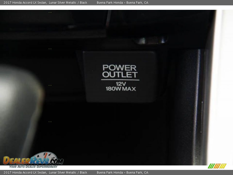 2017 Honda Accord LX Sedan Lunar Silver Metallic / Black Photo #16