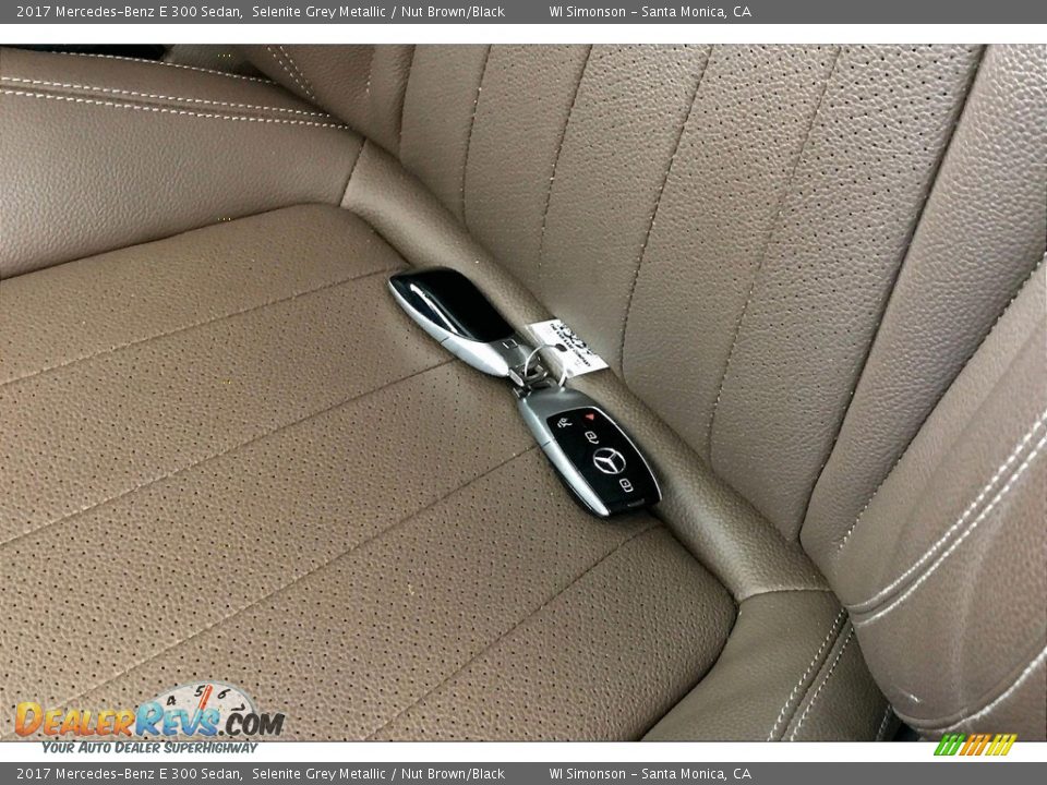 2017 Mercedes-Benz E 300 Sedan Selenite Grey Metallic / Nut Brown/Black Photo #11