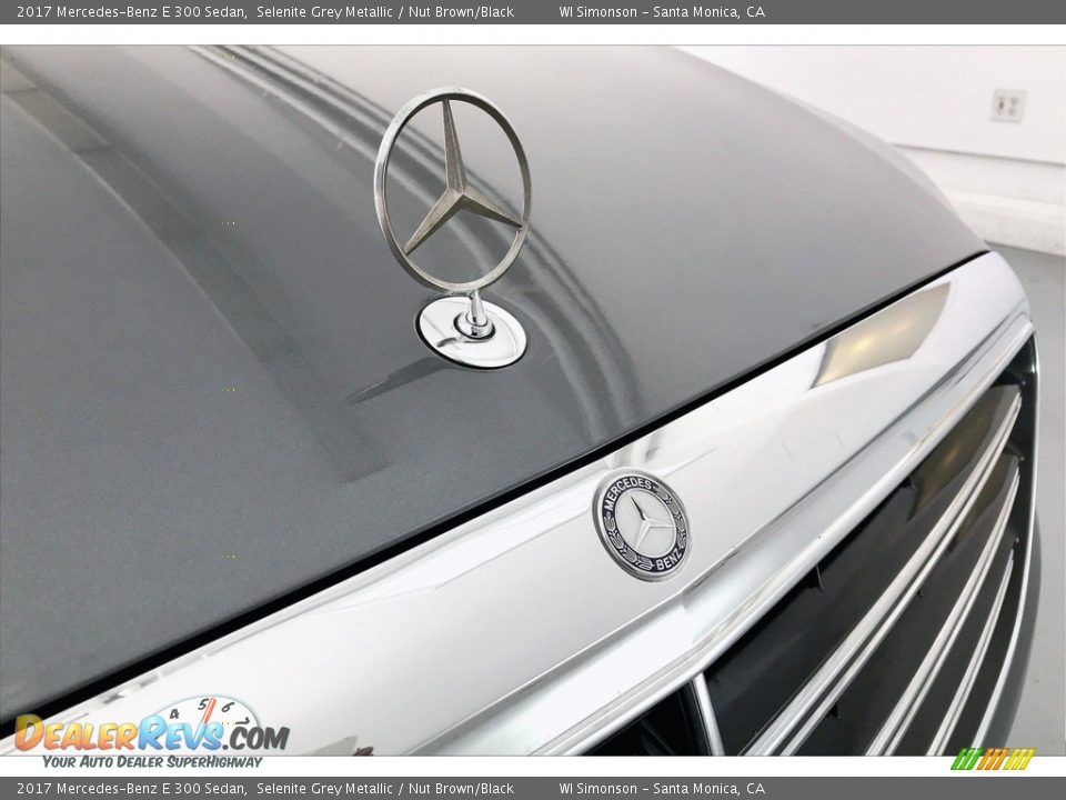 2017 Mercedes-Benz E 300 Sedan Selenite Grey Metallic / Nut Brown/Black Photo #33