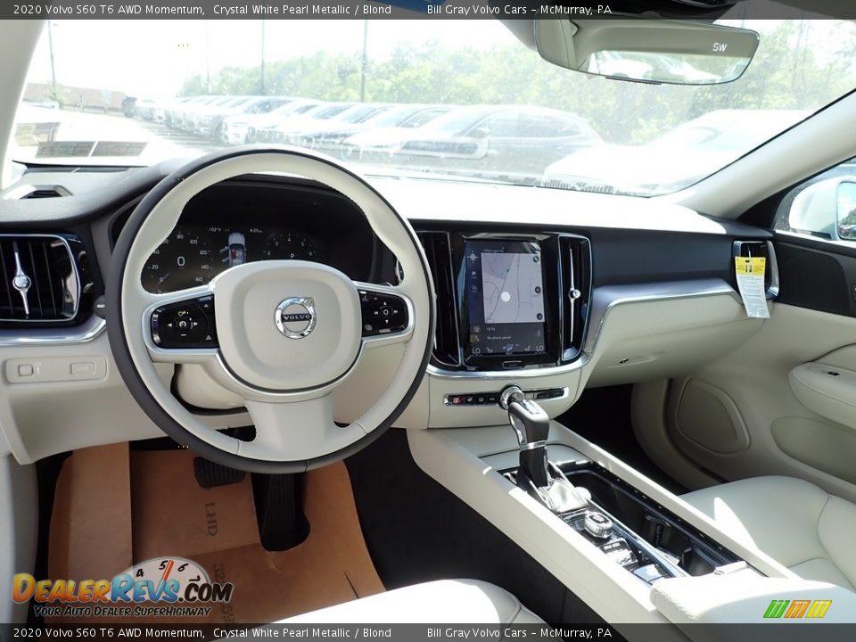 2020 Volvo S60 T6 AWD Momentum Crystal White Pearl Metallic / Blond Photo #9