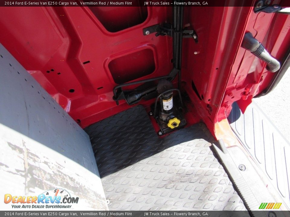 2014 Ford E-Series Van E250 Cargo Van Vermillion Red / Medium Flint Photo #22