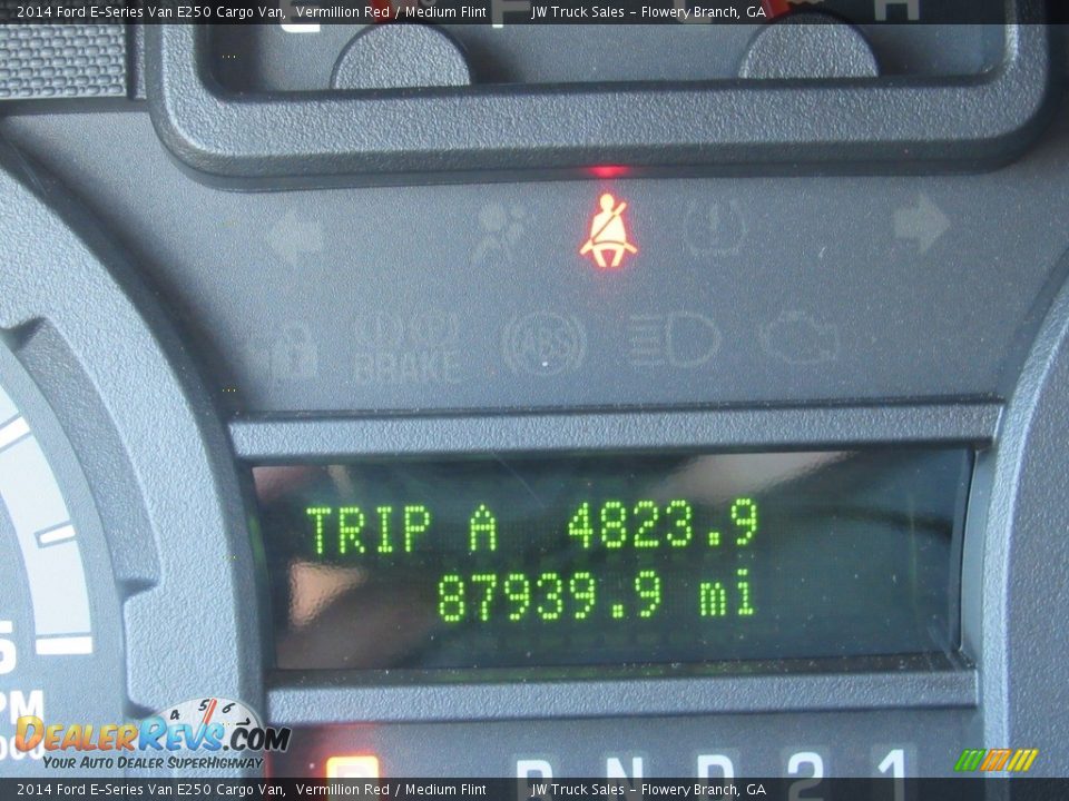 2014 Ford E-Series Van E250 Cargo Van Vermillion Red / Medium Flint Photo #34