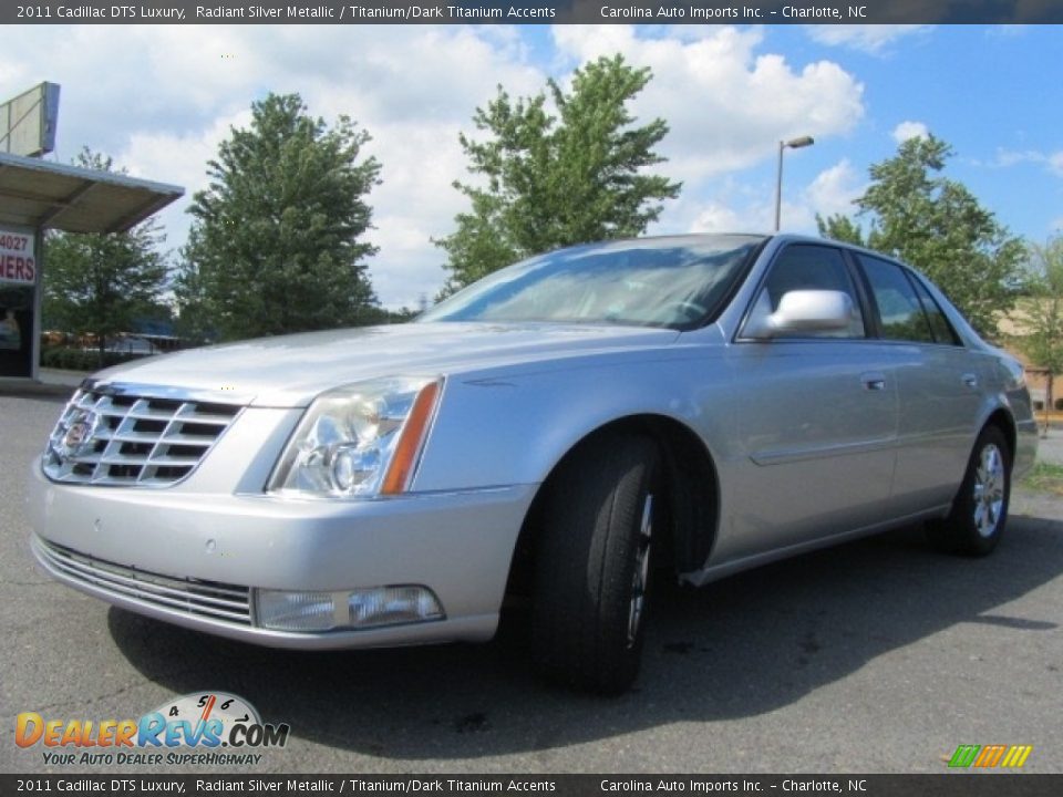 2011 Cadillac DTS Luxury Radiant Silver Metallic / Titanium/Dark Titanium Accents Photo #6