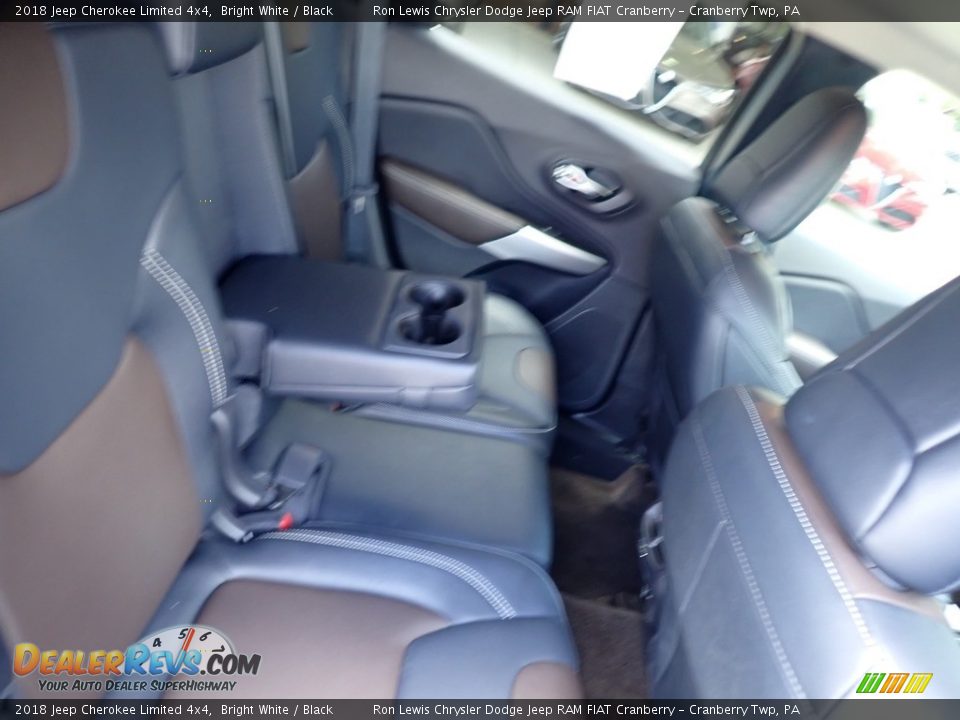 2018 Jeep Cherokee Limited 4x4 Bright White / Black Photo #10