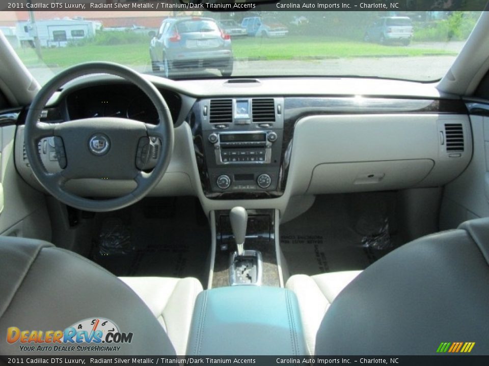 2011 Cadillac DTS Luxury Radiant Silver Metallic / Titanium/Dark Titanium Accents Photo #13