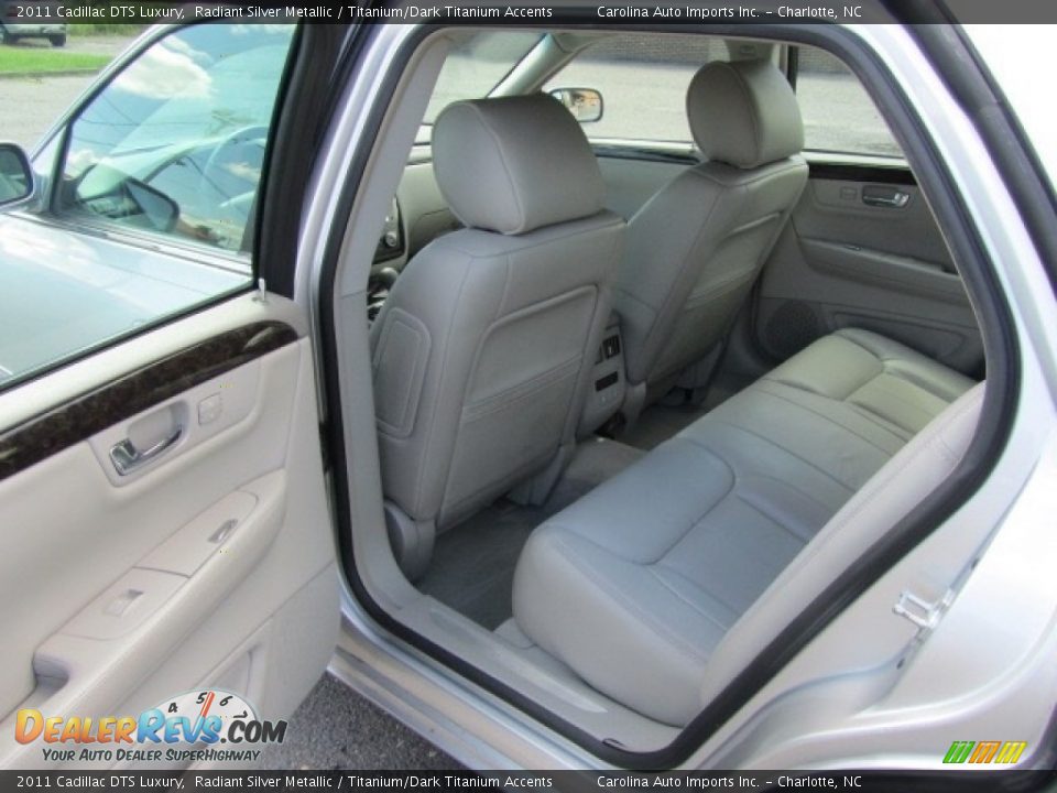 2011 Cadillac DTS Luxury Radiant Silver Metallic / Titanium/Dark Titanium Accents Photo #19
