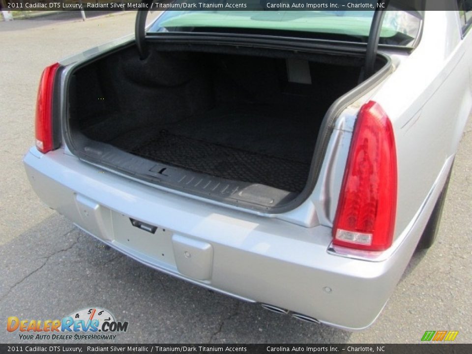 2011 Cadillac DTS Luxury Radiant Silver Metallic / Titanium/Dark Titanium Accents Photo #20