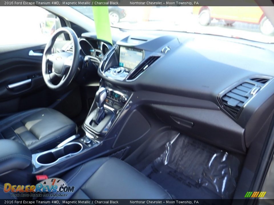 2016 Ford Escape Titanium 4WD Magnetic Metallic / Charcoal Black Photo #16