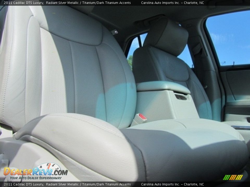 2011 Cadillac DTS Luxury Radiant Silver Metallic / Titanium/Dark Titanium Accents Photo #22