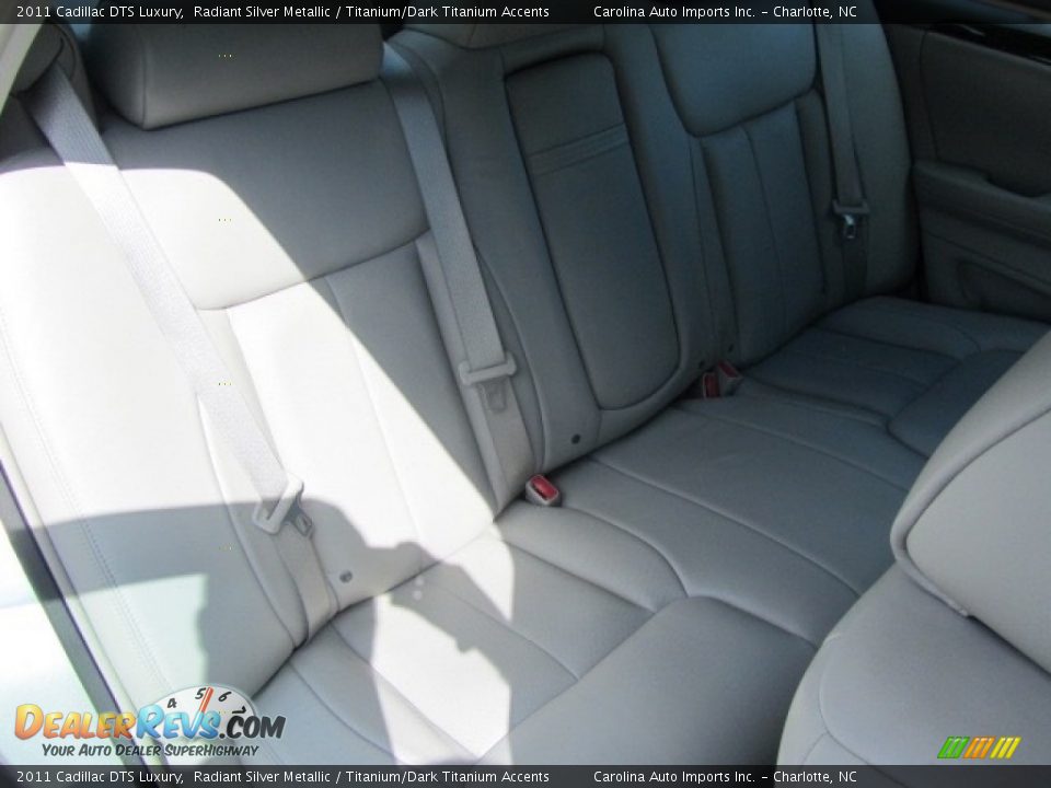 2011 Cadillac DTS Luxury Radiant Silver Metallic / Titanium/Dark Titanium Accents Photo #24