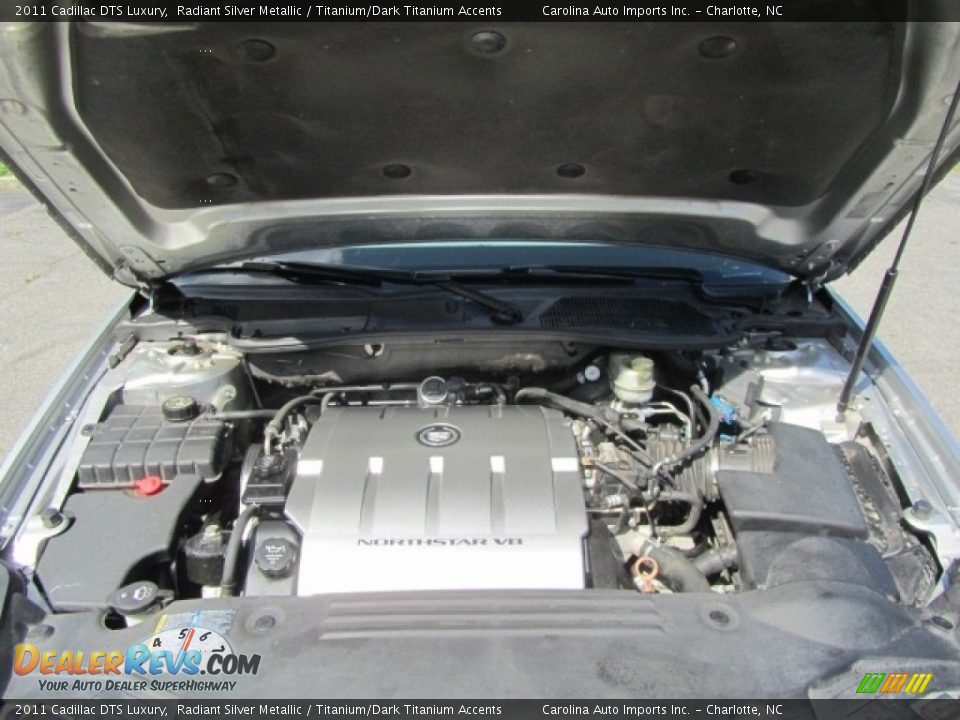 2011 Cadillac DTS Luxury Radiant Silver Metallic / Titanium/Dark Titanium Accents Photo #26