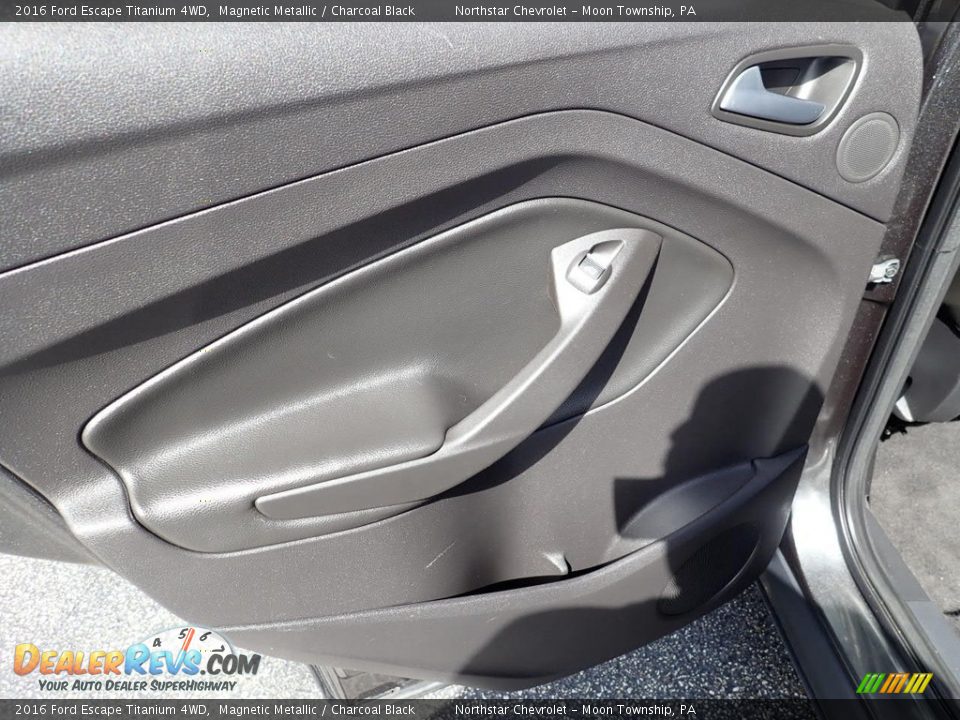 2016 Ford Escape Titanium 4WD Magnetic Metallic / Charcoal Black Photo #24