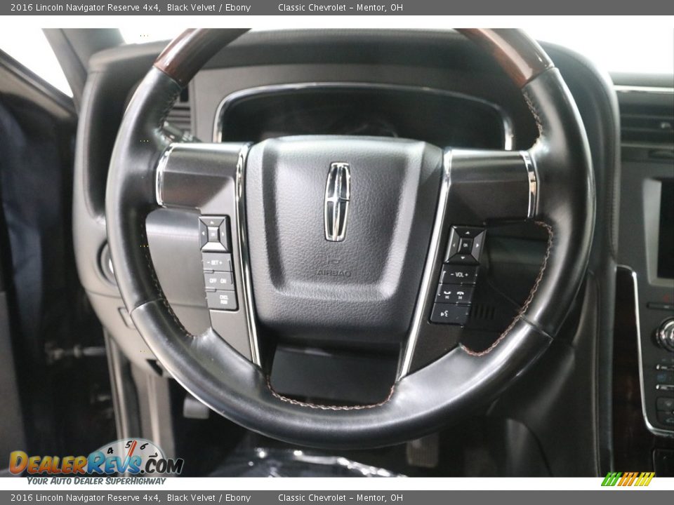 2016 Lincoln Navigator Reserve 4x4 Steering Wheel Photo #8