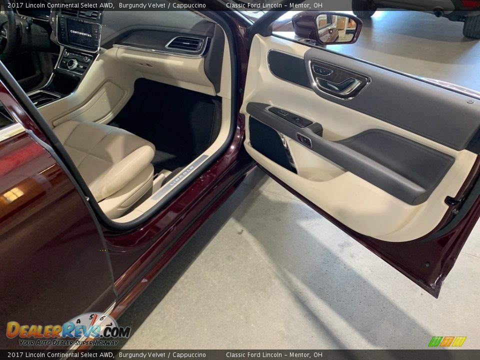 2017 Lincoln Continental Select AWD Burgundy Velvet / Cappuccino Photo #12