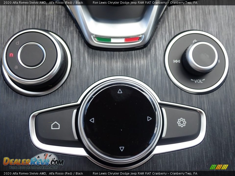 2020 Alfa Romeo Stelvio AWD Alfa Rosso (Red) / Black Photo #18