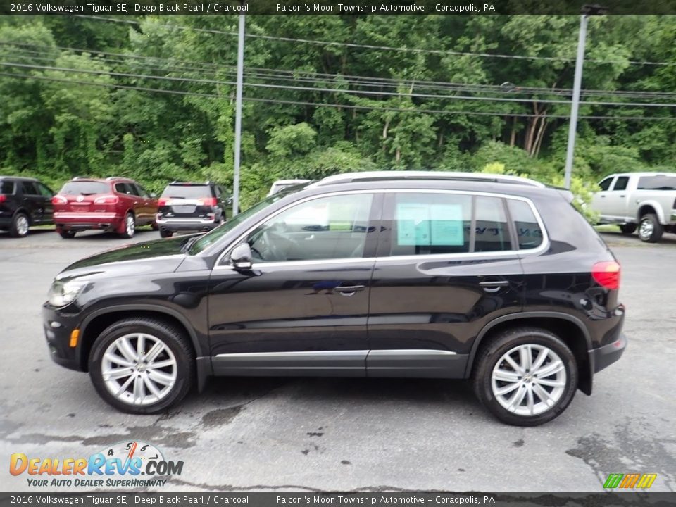 Deep Black Pearl 2016 Volkswagen Tiguan SE Photo #6