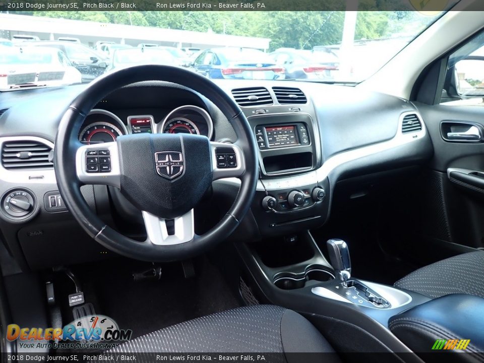 2018 Dodge Journey SE Pitch Black / Black Photo #13