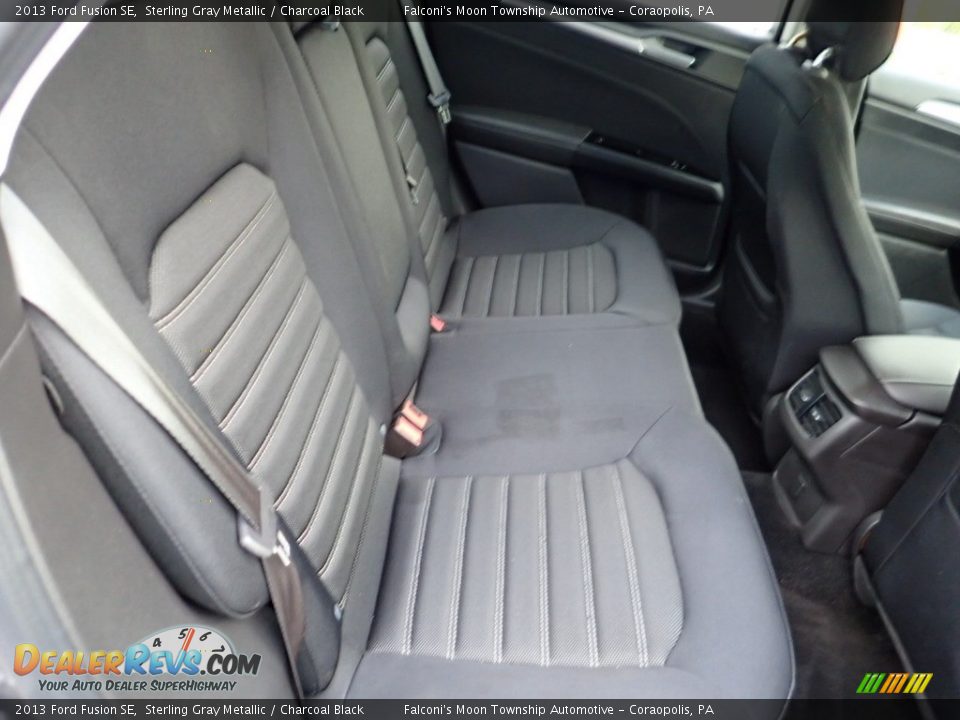 2013 Ford Fusion SE Sterling Gray Metallic / Charcoal Black Photo #14