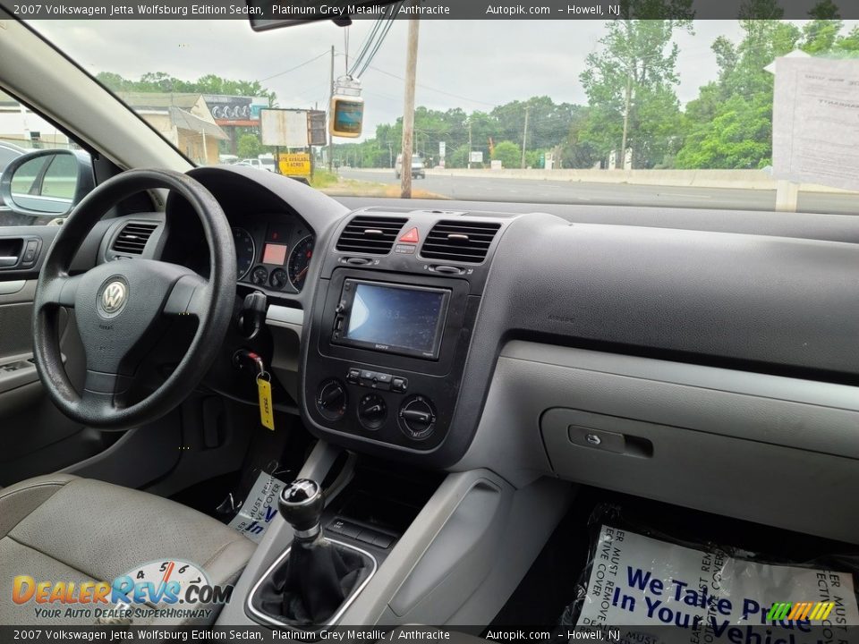 2007 Volkswagen Jetta Wolfsburg Edition Sedan Platinum Grey Metallic / Anthracite Photo #13