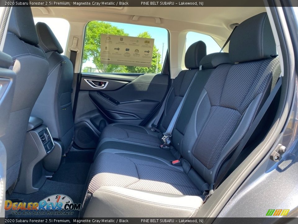 2020 Subaru Forester 2.5i Premium Magnetite Gray Metallic / Black Photo #8