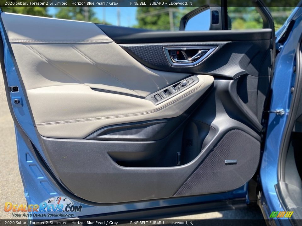 2020 Subaru Forester 2.5i Limited Horizon Blue Pearl / Gray Photo #9