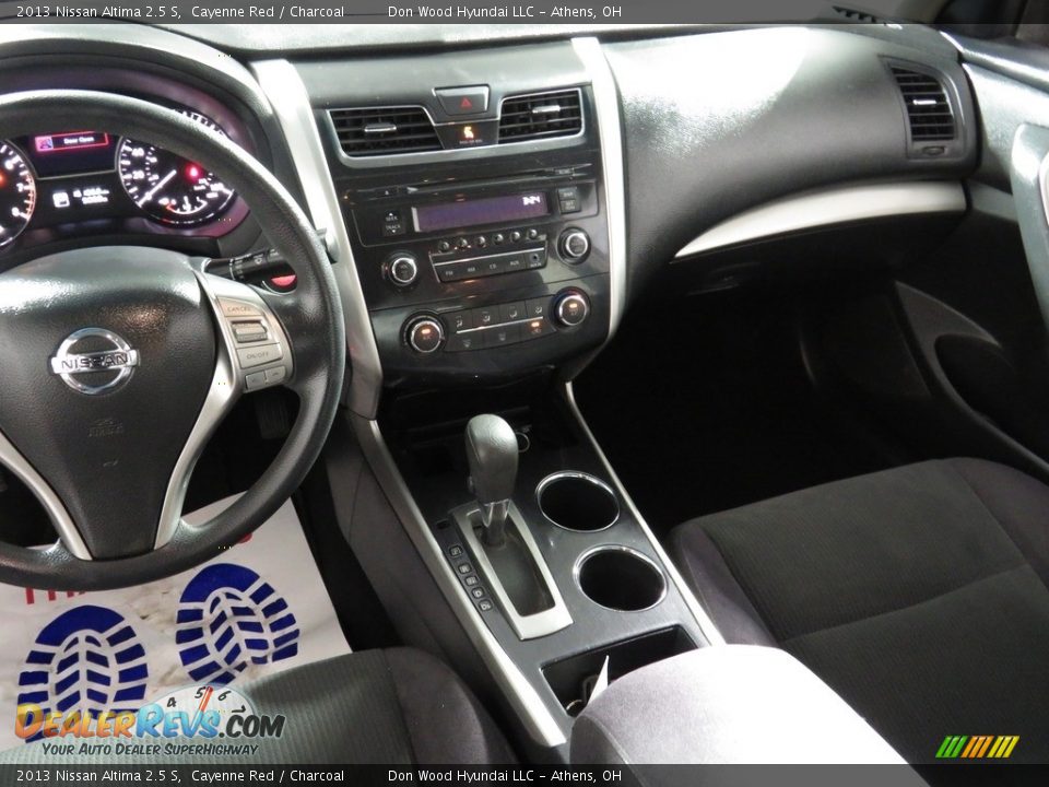 2013 Nissan Altima 2.5 S Cayenne Red / Charcoal Photo #30