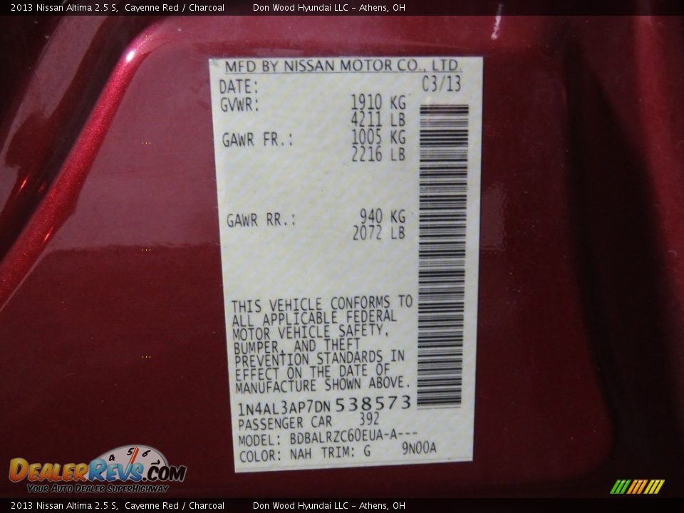 2013 Nissan Altima 2.5 S Cayenne Red / Charcoal Photo #32