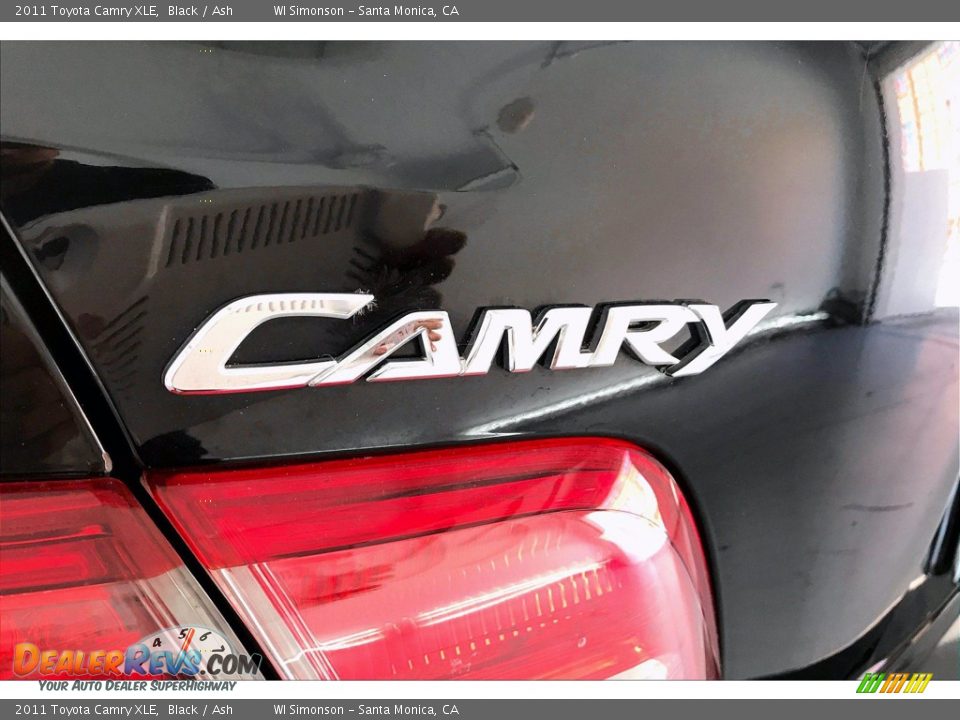 2011 Toyota Camry XLE Black / Ash Photo #27